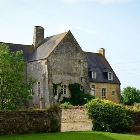 Vila Le Chateau De Neuilly La Foret Isigny-sur-Mer Exteriér fotografie