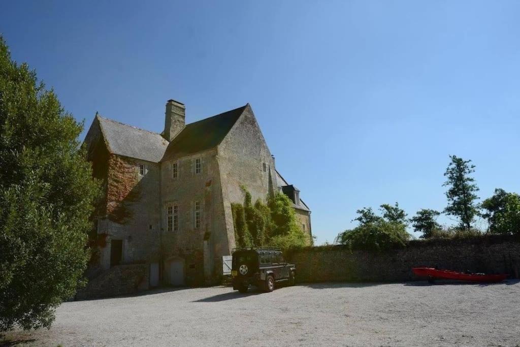 Vila Le Chateau De Neuilly La Foret Isigny-sur-Mer Exteriér fotografie